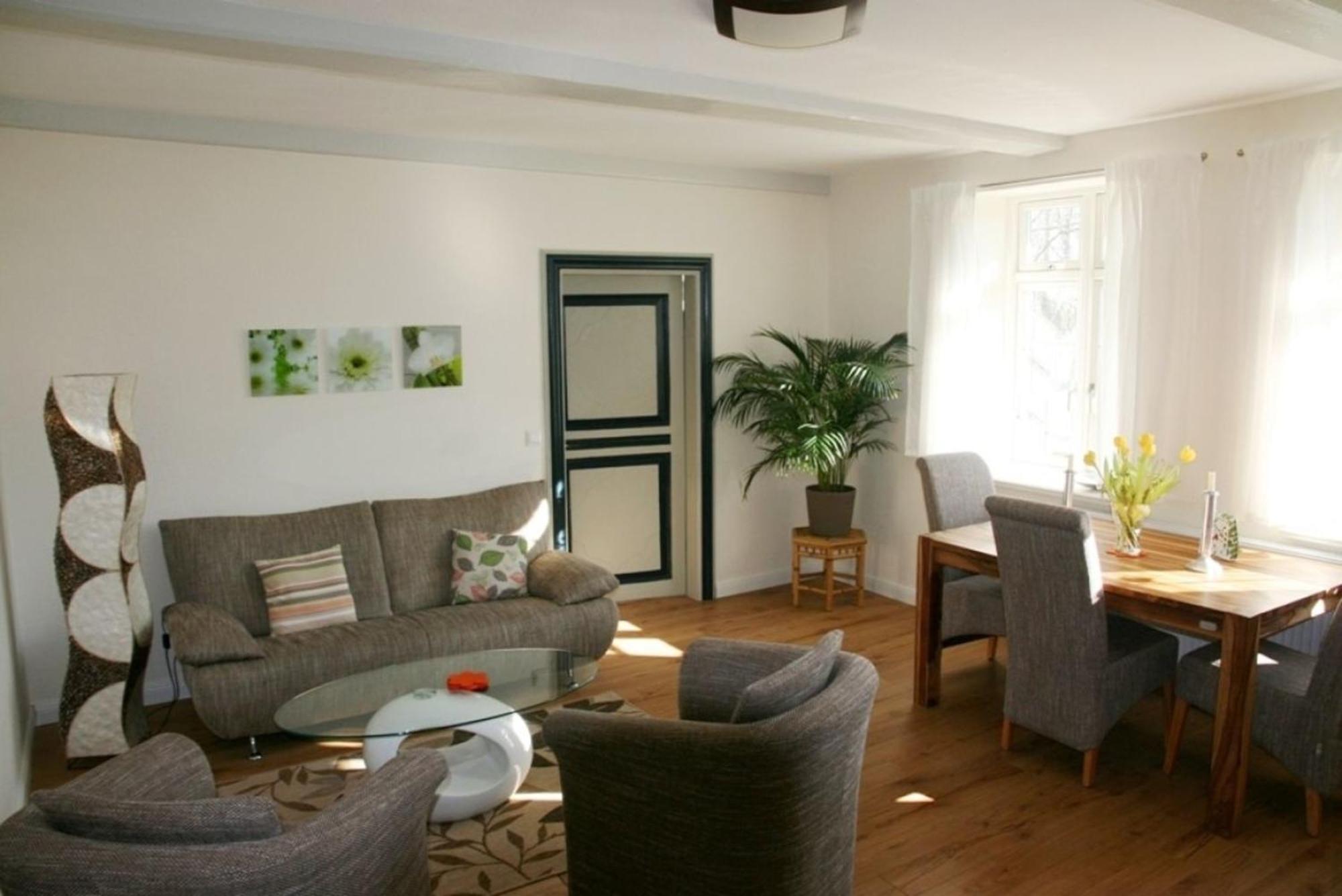 Pastor'S Stuv Apartment Uelvesbull Ngoại thất bức ảnh